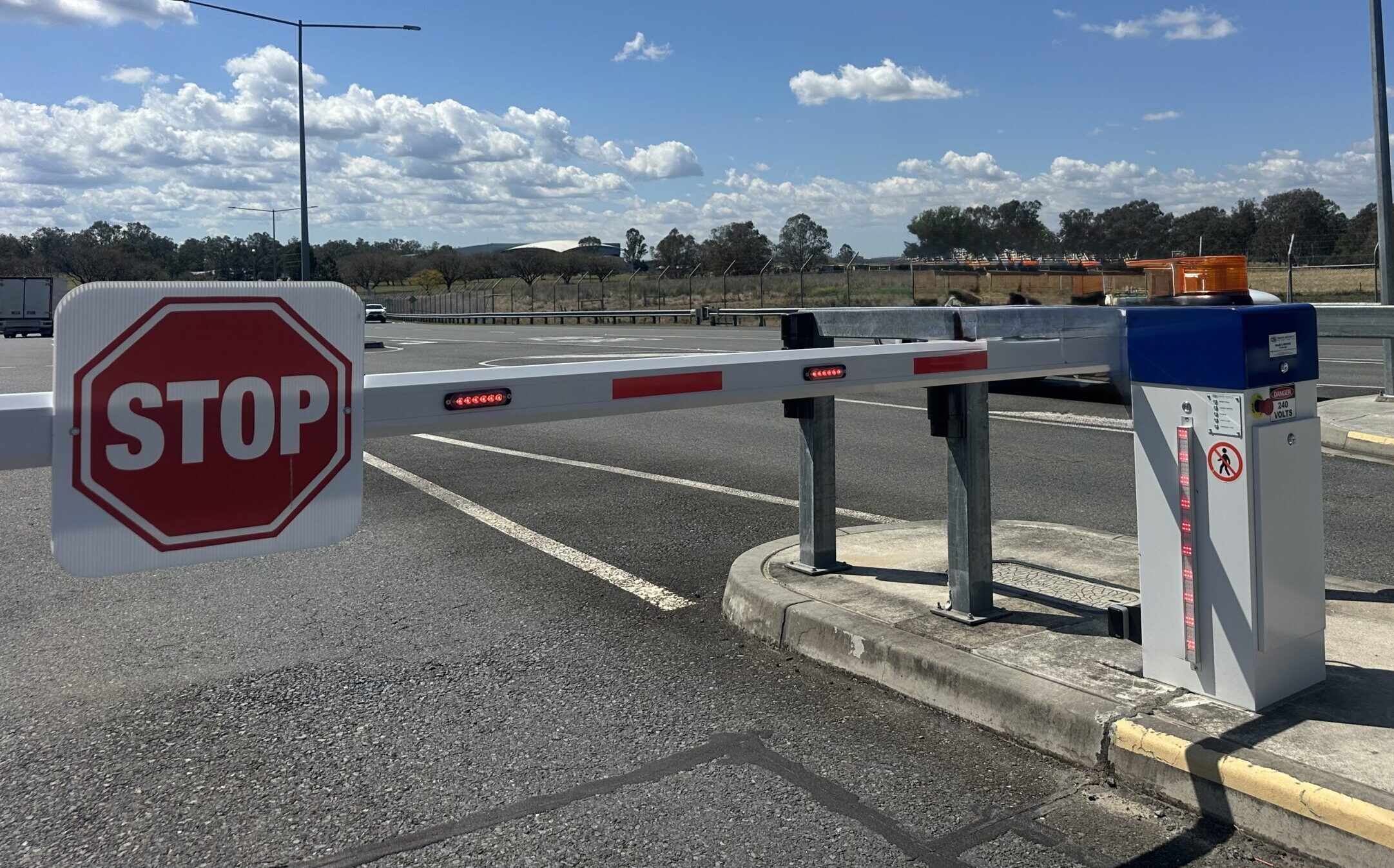 Vehicle access automatic boom gate in Queensland